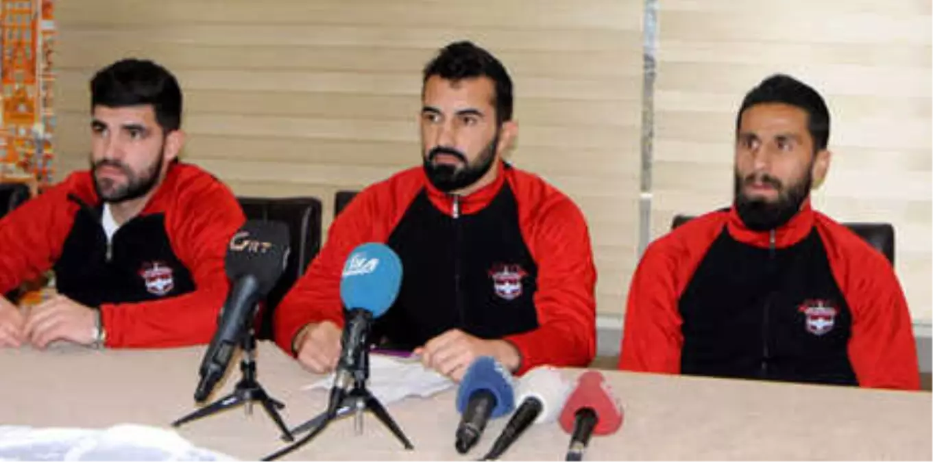 Gaziantepspor\'da 3 Futbolcu Kadro Dışı!