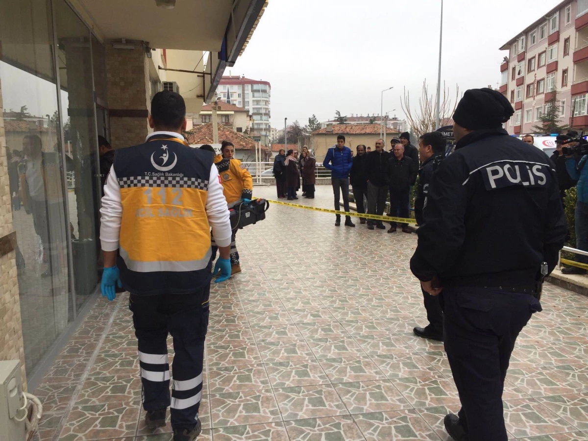 Konya\'da 4 Kişiyi Öldürüp Teslim Olan Zanlı, 10 Gün Önce Sosyal Medyadan Mesaj Vermiş