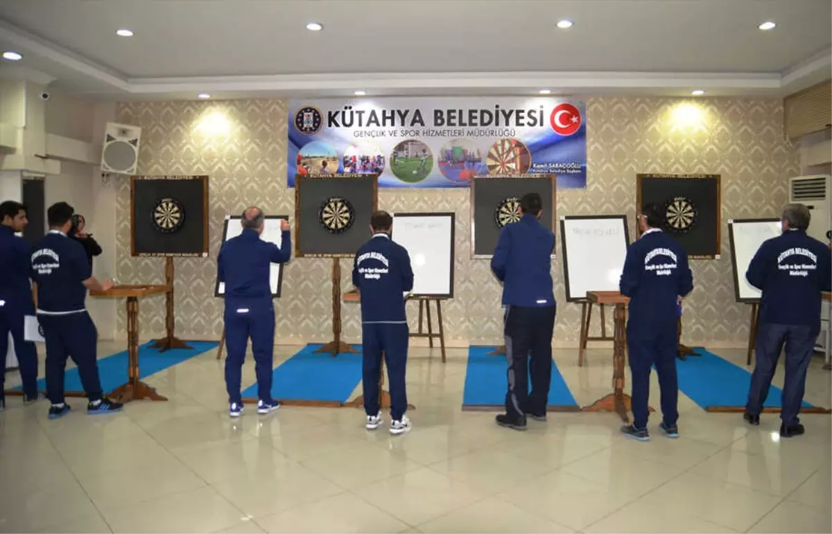 Kütahya\'da Kurumlar Arası Dart Turnuvası