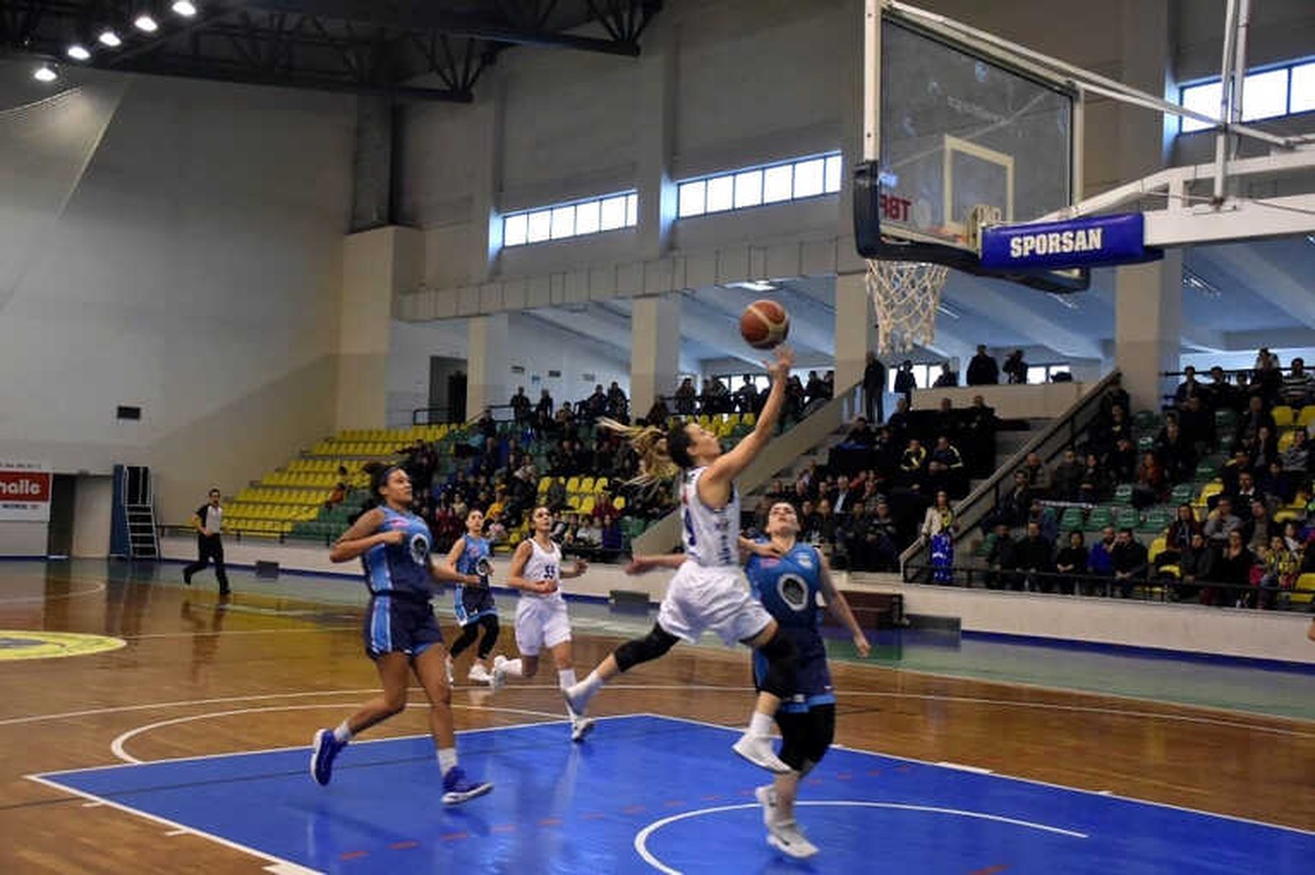 Türkiye Kadınlar Basketbol Ligi: Edremit Bld. Gürespor: 85 - Ferko Ilgaz Otel Kbsk: 65