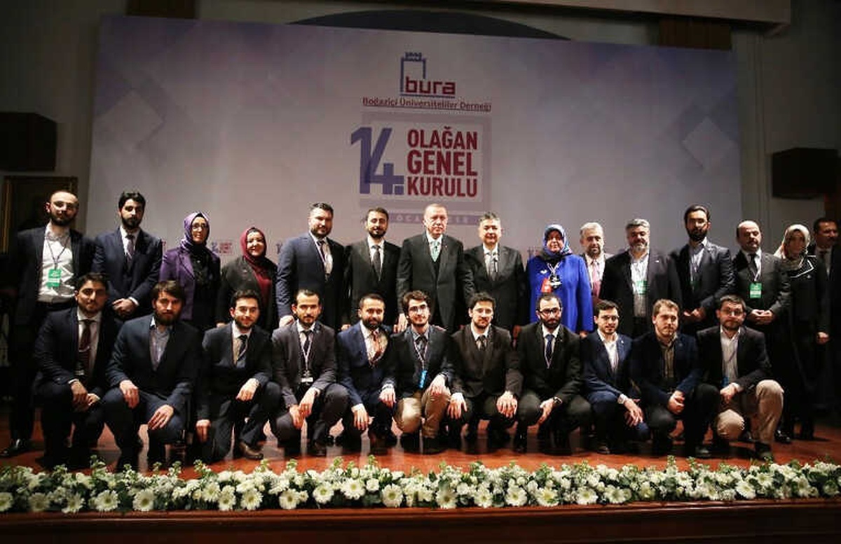 Cumhurbaşkanı Erdoğan: "Zihnini ve Yüreğini Amerika\'da Yaşayan Bir Şarlatana Adayan Mankurtlardan...