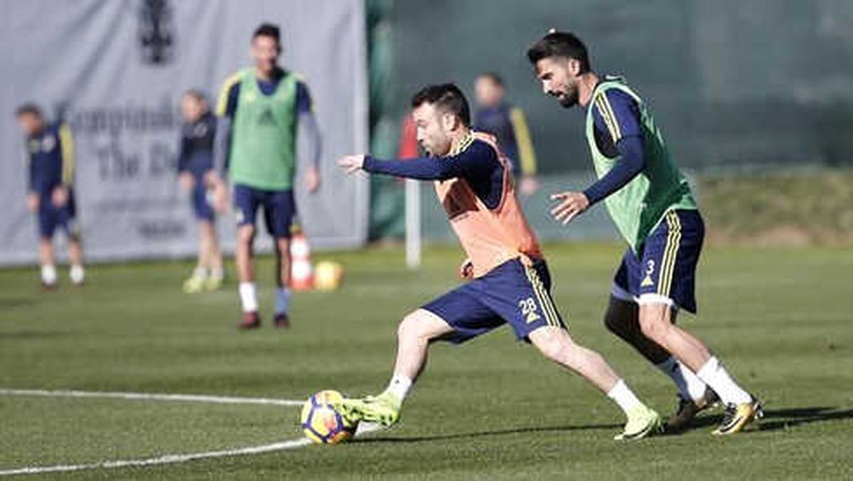 Fenerbahçe\'nin Antalya Kampında Doping Kontrolü