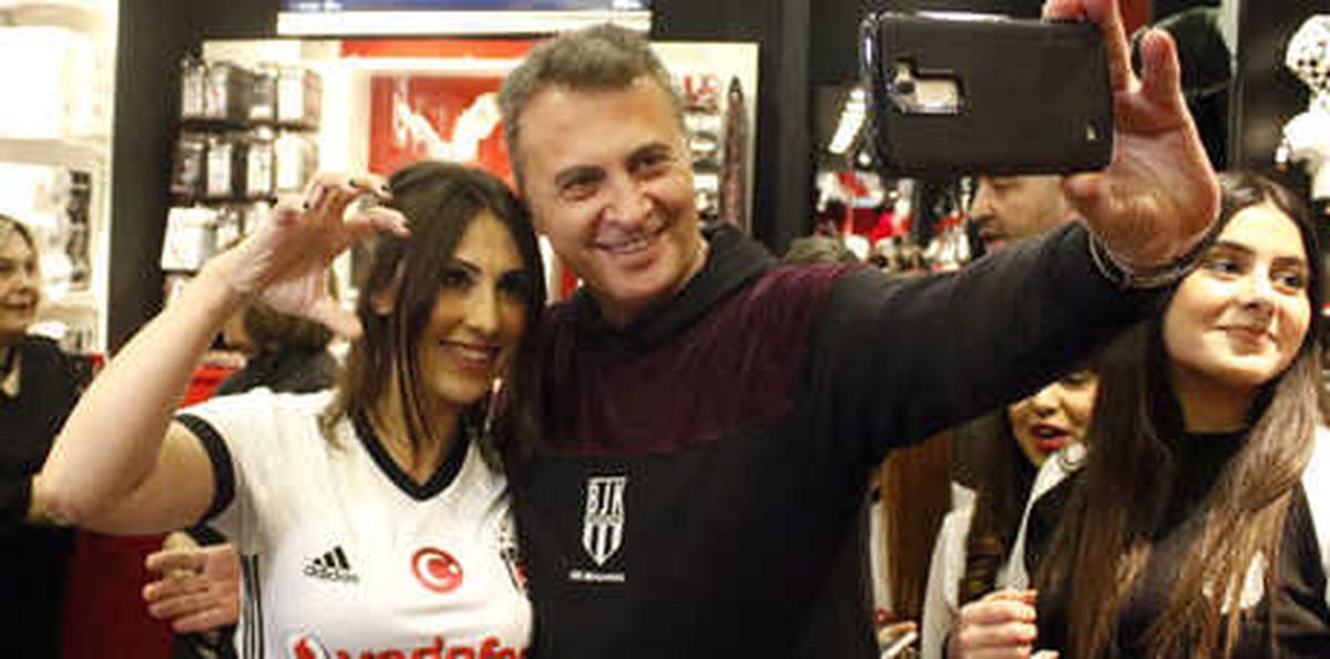 Fikret Orman, Antalya\'da Kartal Yuvası Açtı
