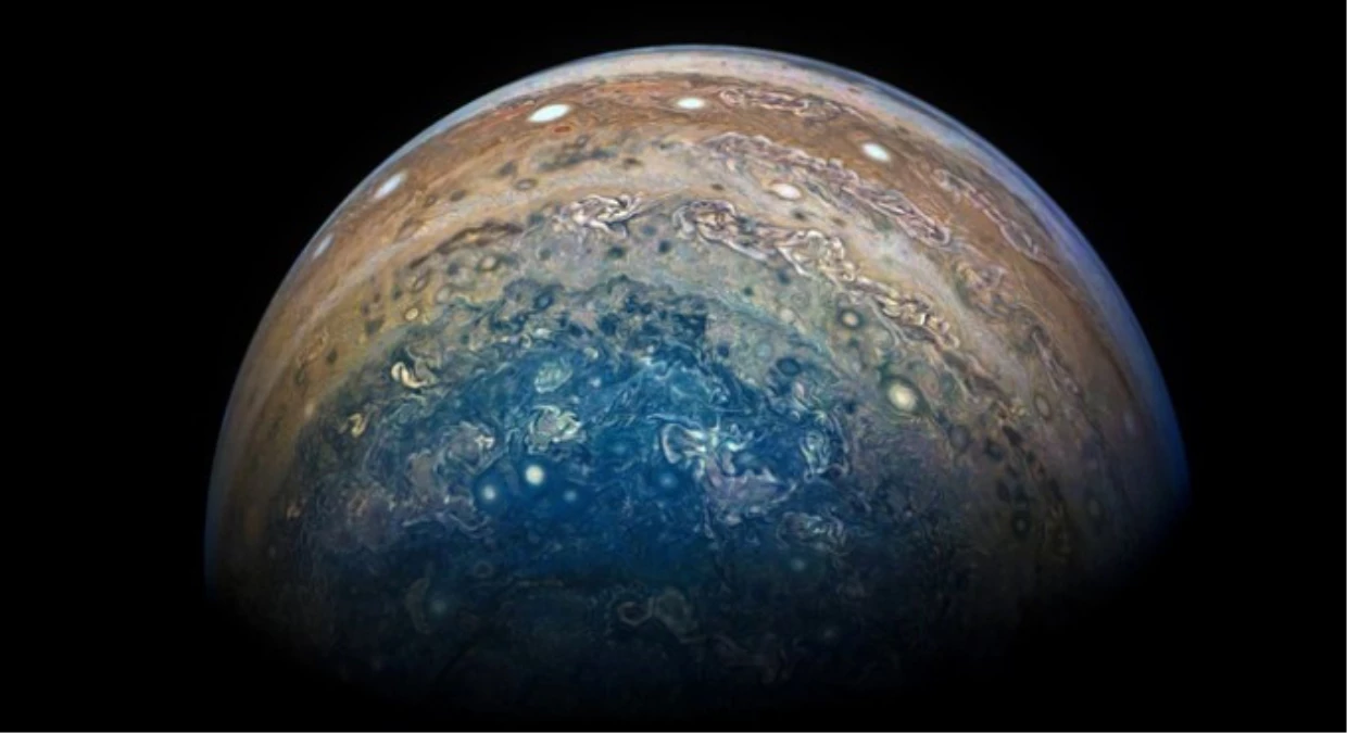 Jüpiter\'in Nefes Kesen Fotoğrafları