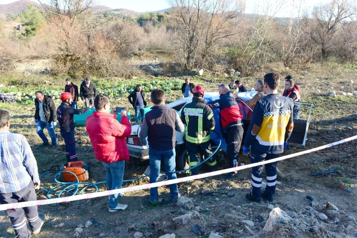 Manisa\'da Katliam Gibi Kaza: 3 Ölü, 2 Ağır Yaralı