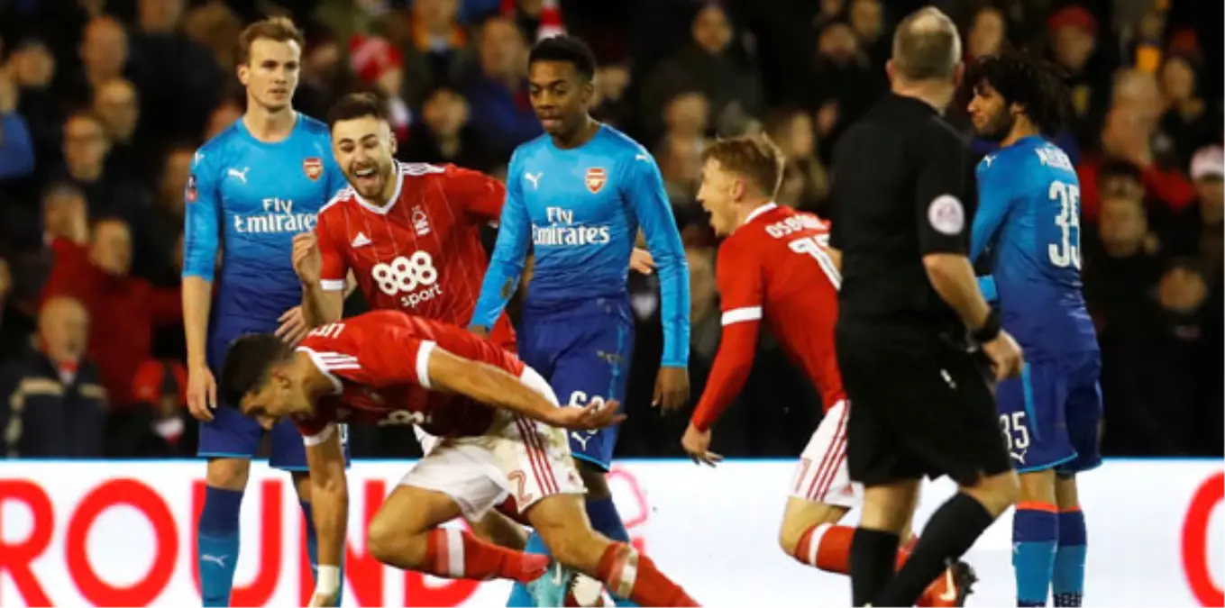 Nottingham Forest - Arsenal: 4-2