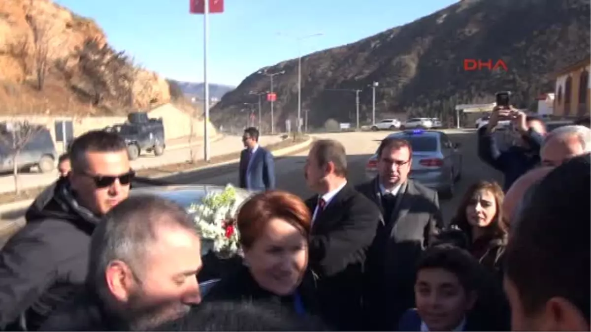 Tunceli\'de İyi Parti Lideri Akşener\'e Yoğun İlgi