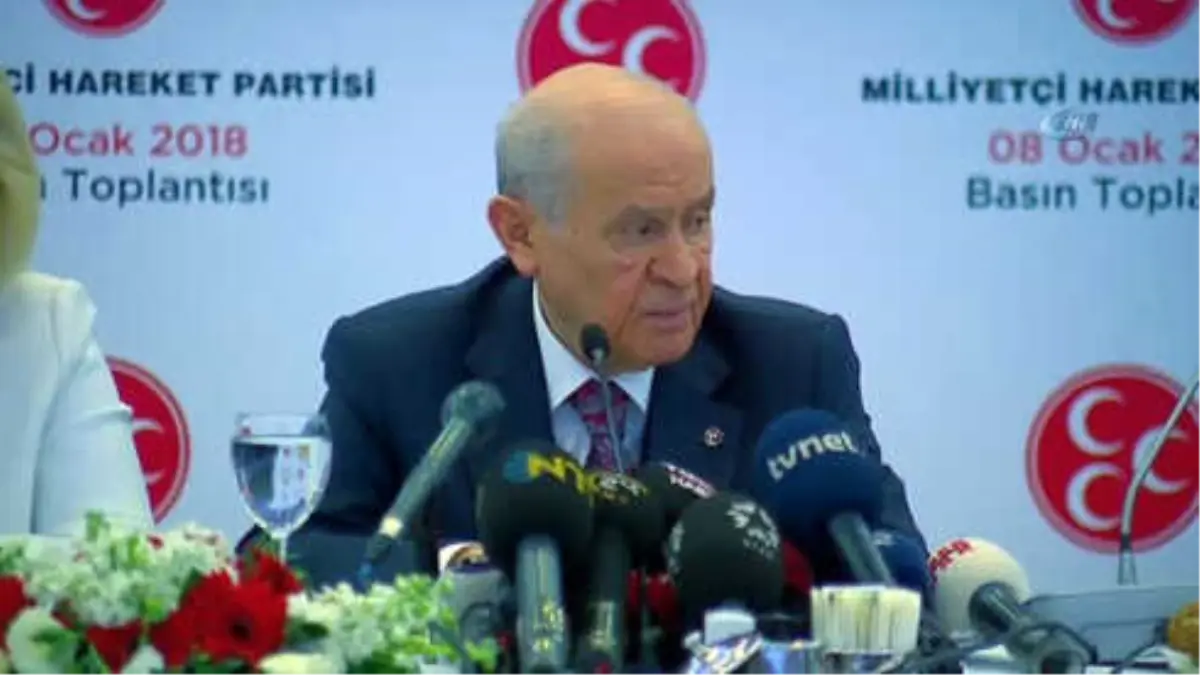 Bahçeli: "Abdullah Gül Sağın Solun Dolduruşuna Gelmemelidir"