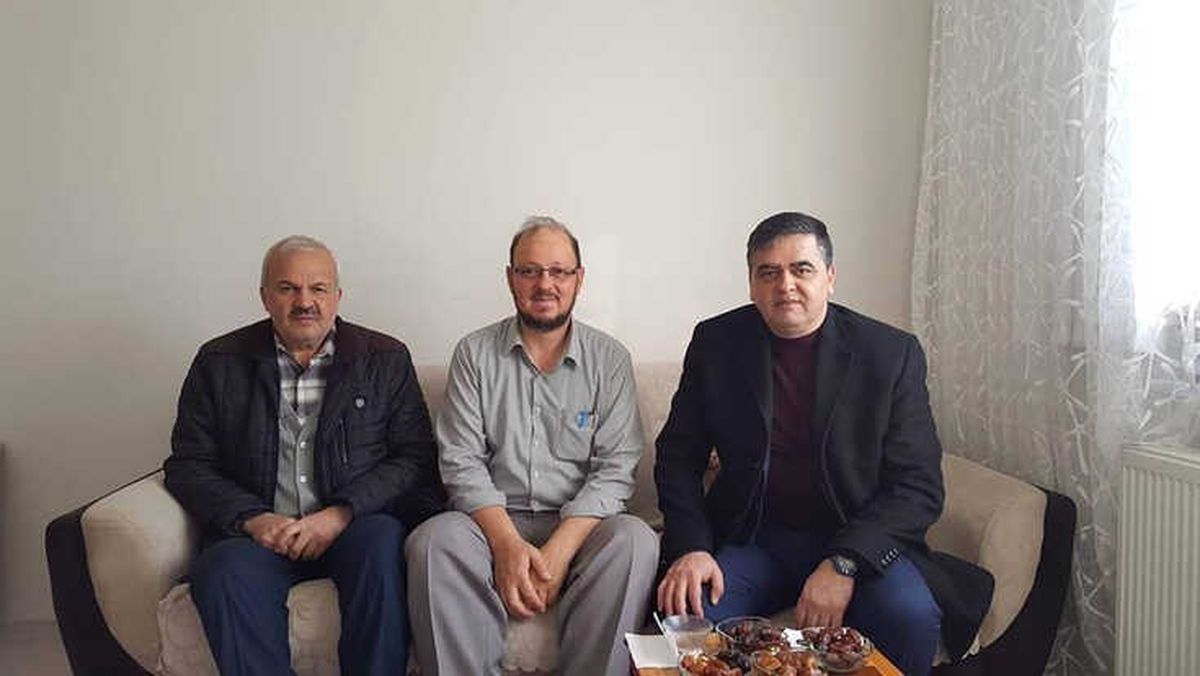 Başkan Yalçın, Kutsal Topraklardan Dönen Vatandaşları Ziyaret Etti