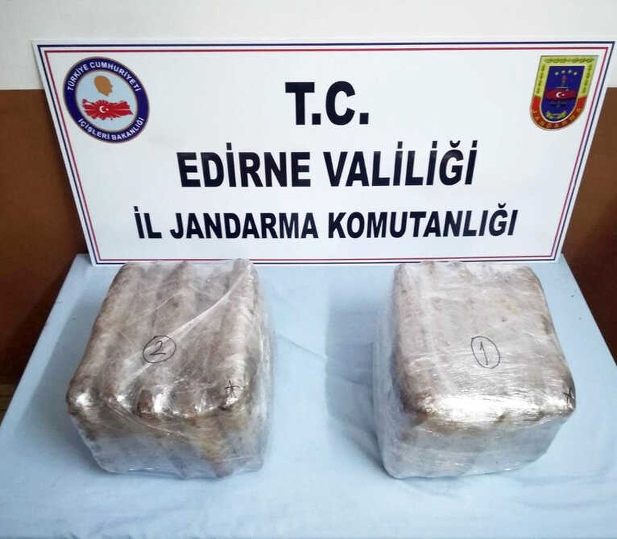 Edirne\'de 11 Kilo 404 Gram Skunk Yakalandı