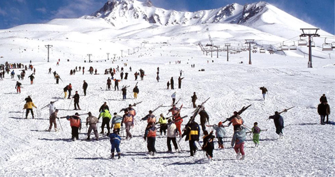 Erciyes, Hafta Sonu Ziyaretçi Akınına Uğradı