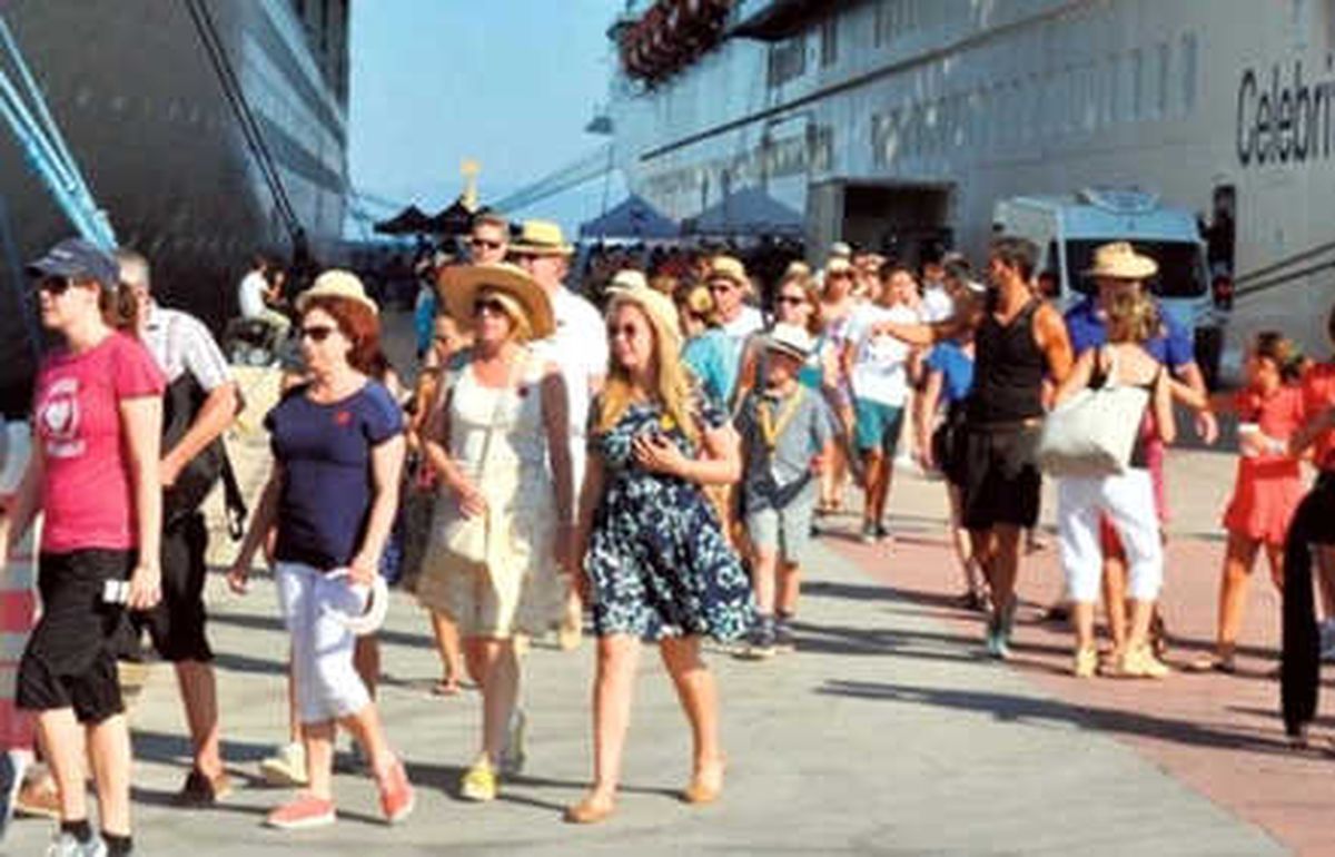 Hedef, 10 Milyon Kişiye Tatil Yaptırmak"