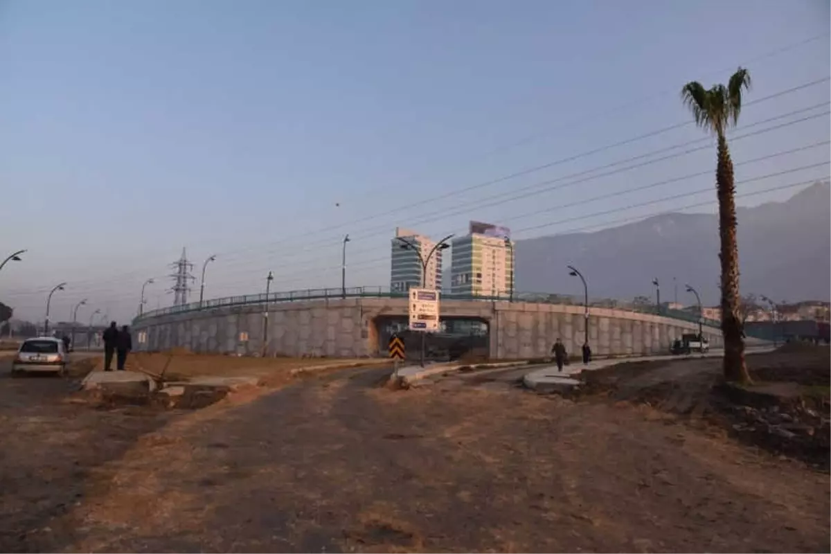 Manisa Trafiğini Rahatlatacak Kavşak 10 Gün Sonra Açılıyor