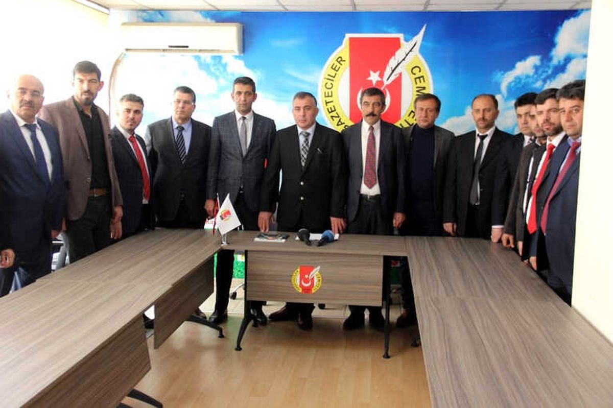Özyay Başkan Adaylığını Açıkladı
