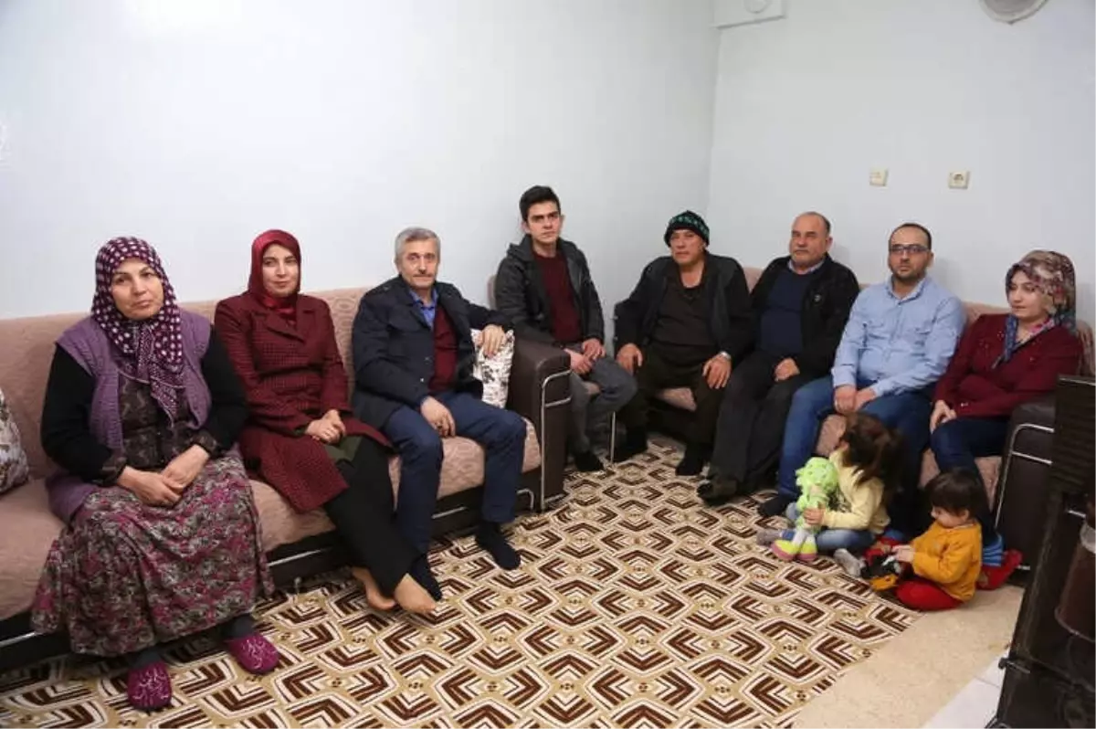 Tahmazoğlu Aile Ziyaretlerini Sürdürüyor