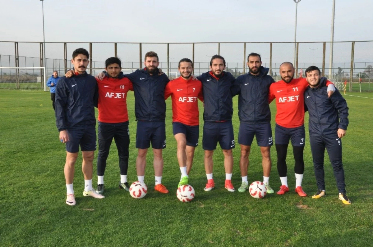 Afjet Afyonspor\'un Antalya Kampı Devam Ediyor