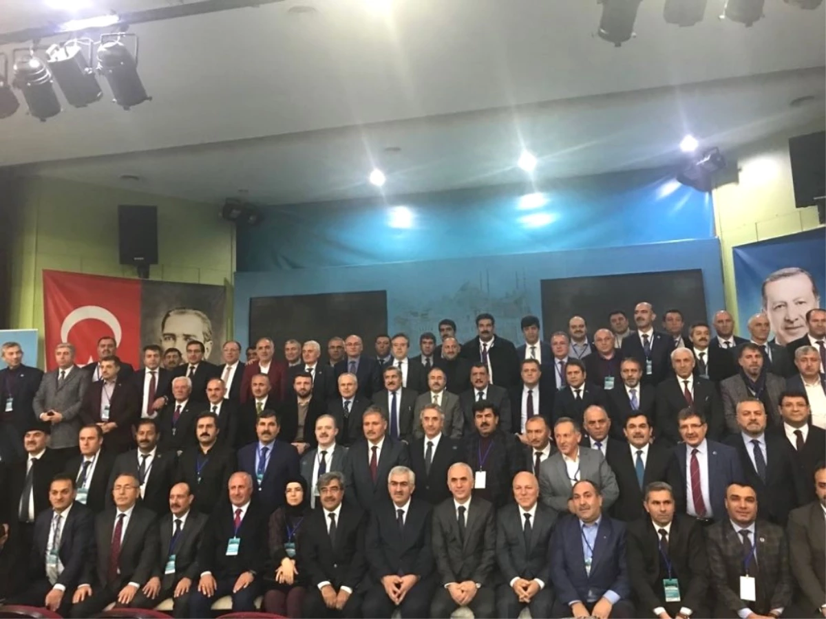 AK Parti Genel Başkan Yardımcısı Erol Kaya\'dan İl Başkanı Öz\'e Zirve Teşekkürü
