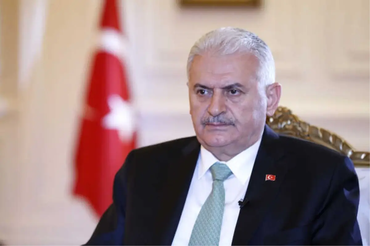 Başbakan Yıldırım\'dan Çalışan Gazeteciler Günü Mesajı