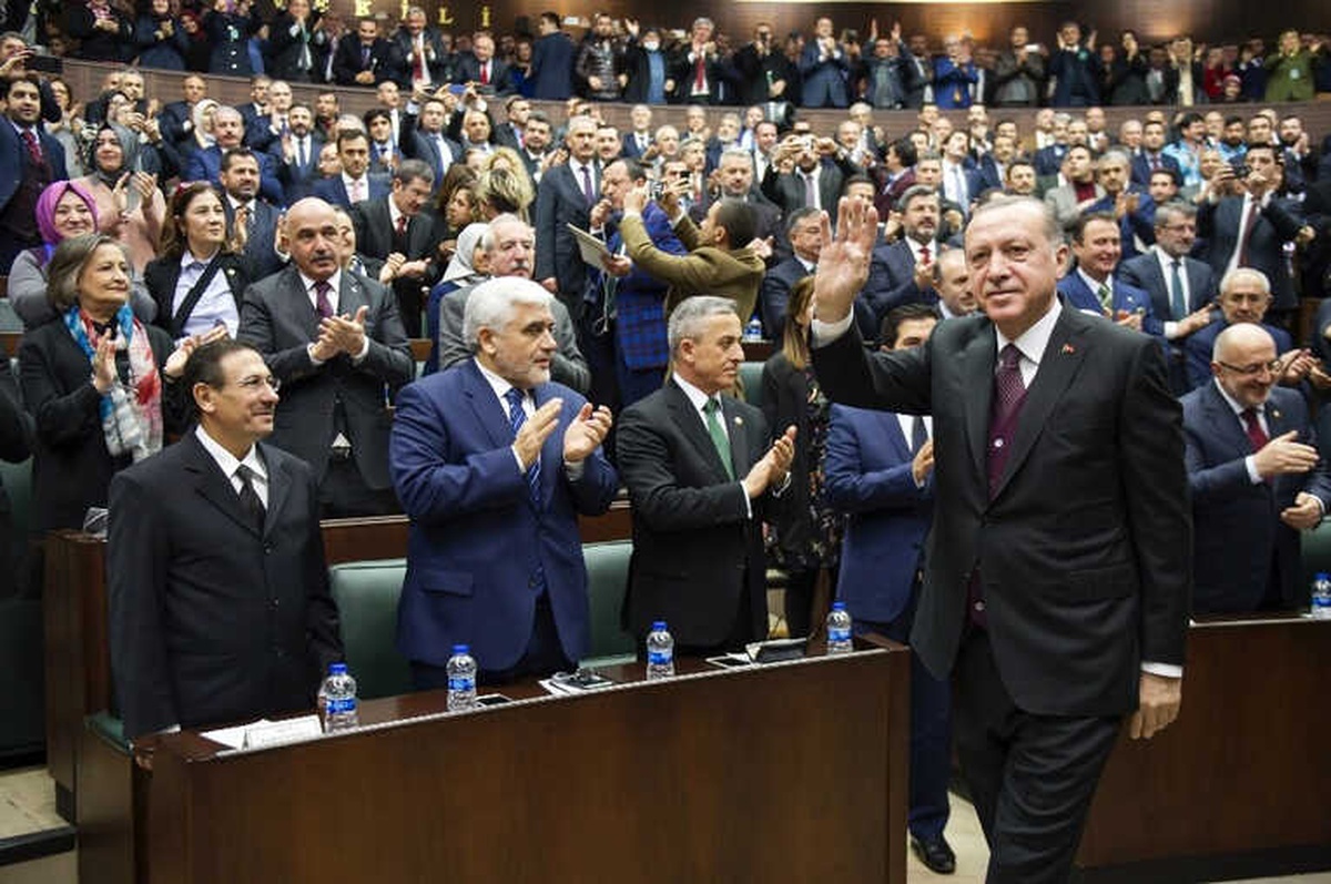 Cumhurbaşkanı Erdoğan, "Trenden Düşenler Düştükleri Yerde Kalır"