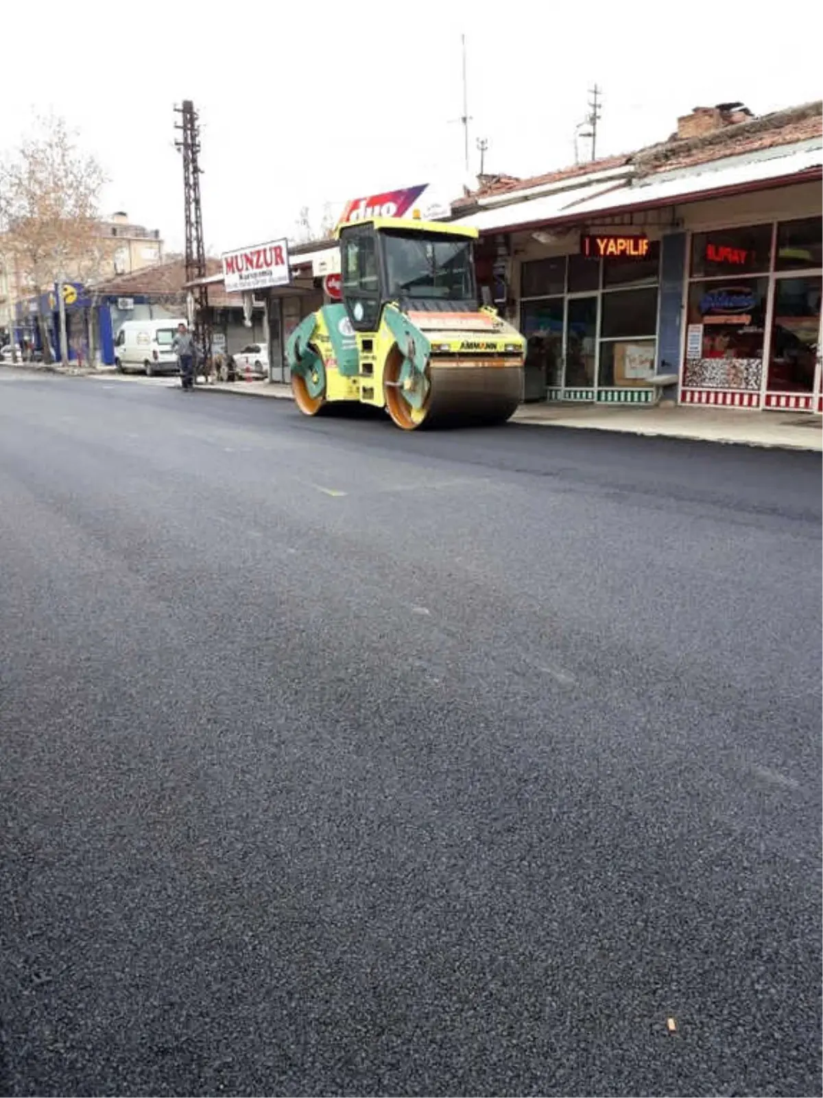 Eski Sanayi Sitesinde Asfalt Kaplama Çalışmaları Devam Ediyor