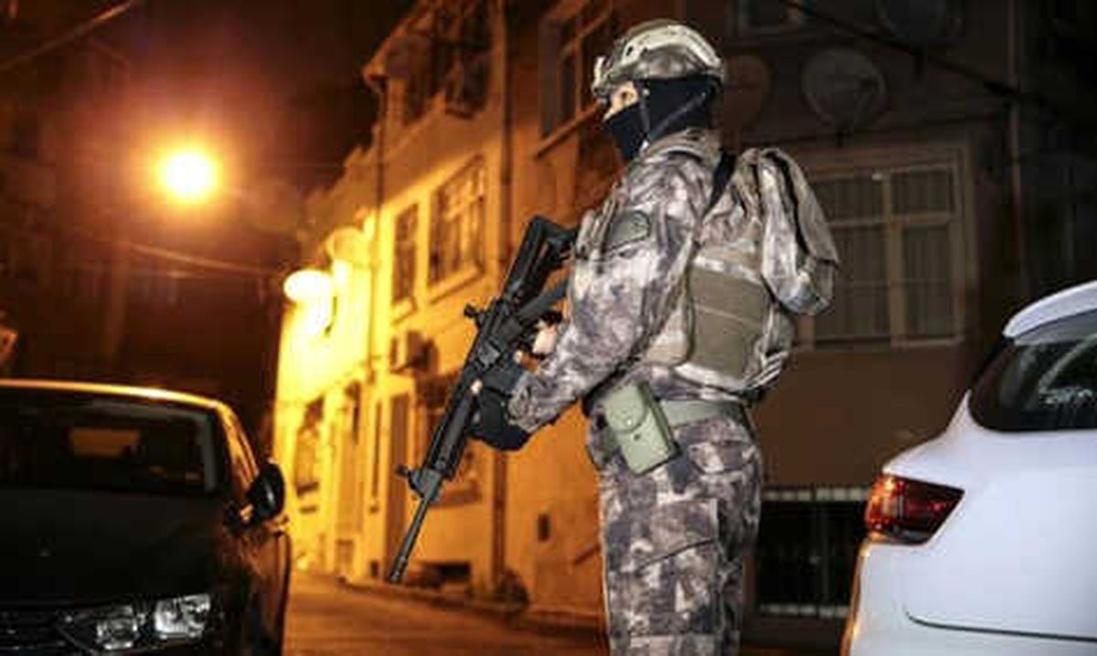 İstanbul\'da 30 Adrese Uyuşturucu Operasyonu