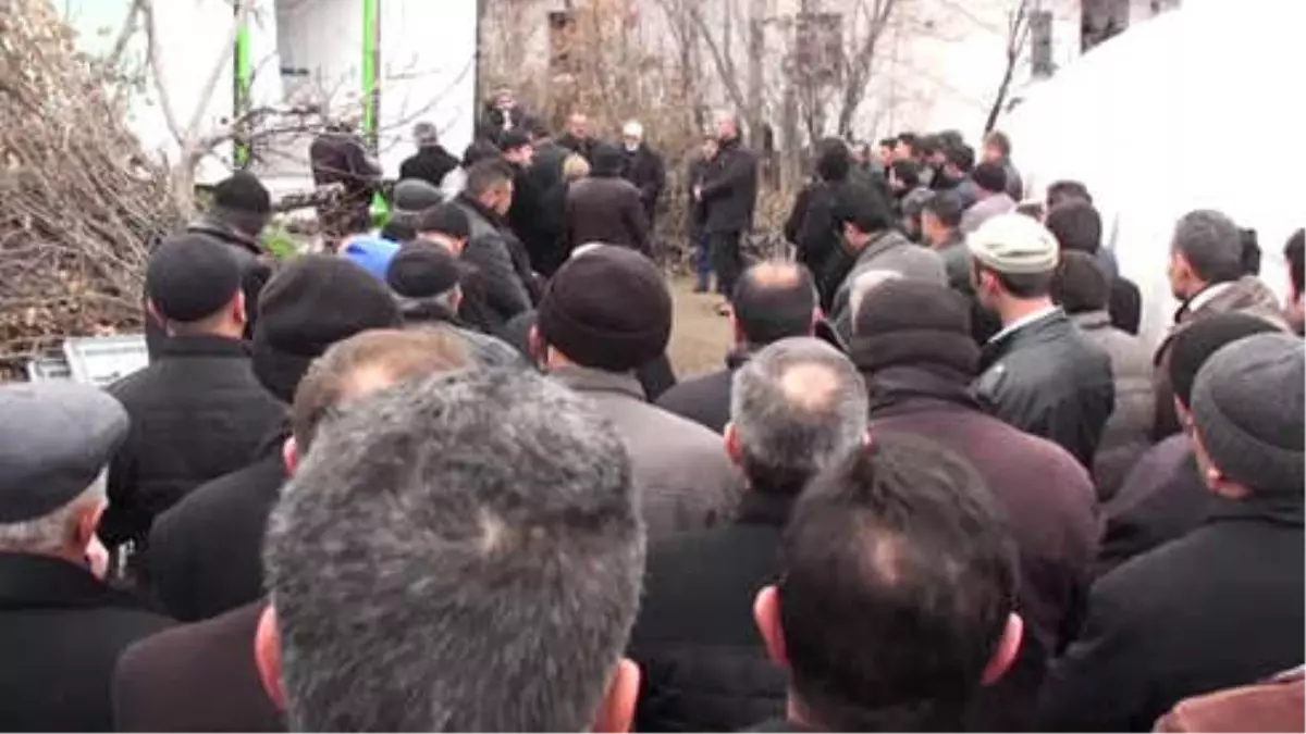 Kaza Sonucu Tabancayla Yeğenini Öldürdüğü İddiası