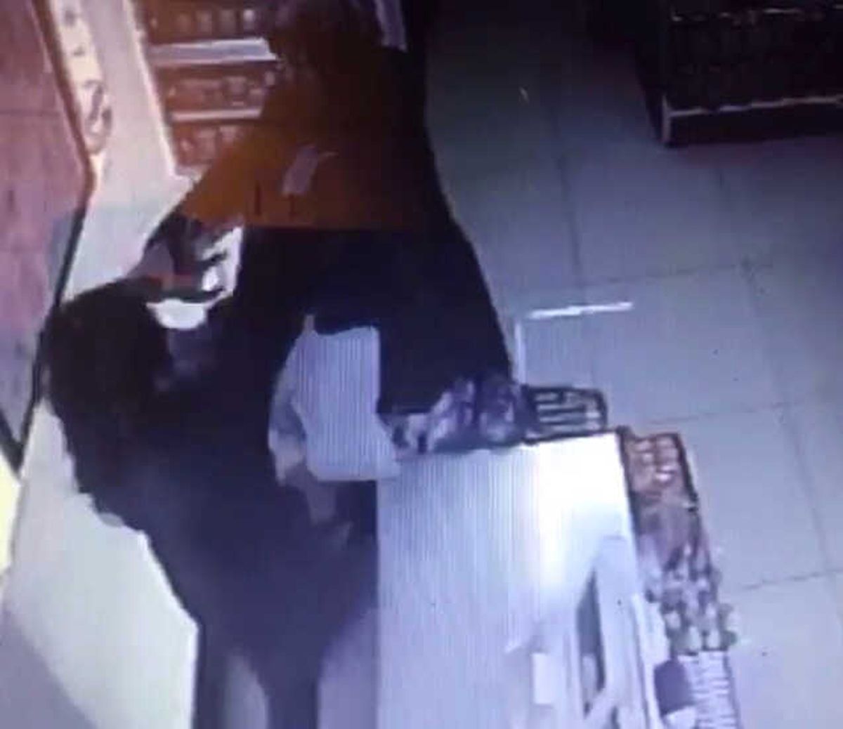 Kadınların Saç Saça Baş Başa Kavgası Kamerada