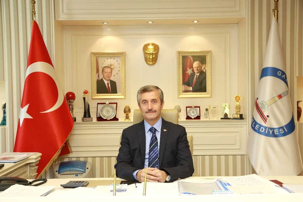 Tahmazoğlu, Çalışan Gazeteciler Gününü Kutladı