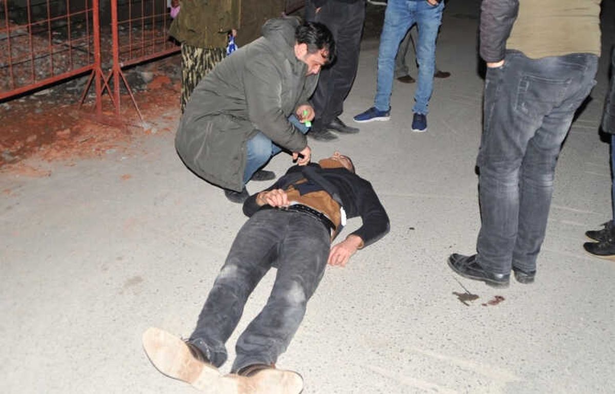 Uyuşturucu Madde Kullandığı İddia Edilen Genç Baygın Bulundu