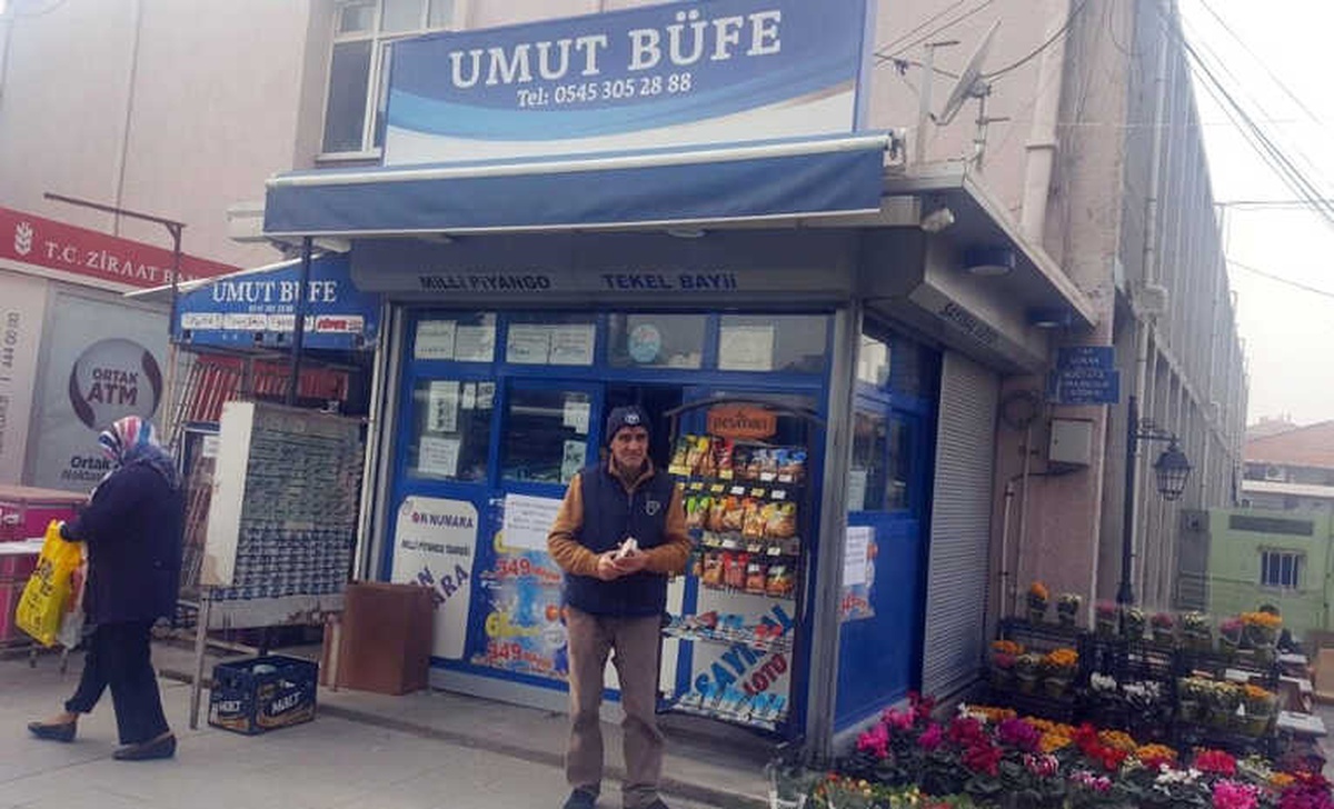 4 Milyonluk Büyük İkramiye Akhisar\'a Çıktı