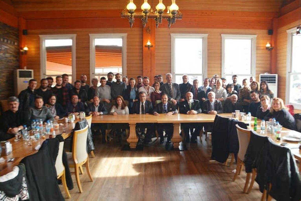 Başkan Cahan Gazetecilerle Bir Araya Geldi