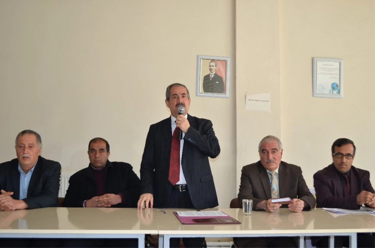 Başkan Gürsoy, Taşeron İşçilerle Toplantı Yaptı