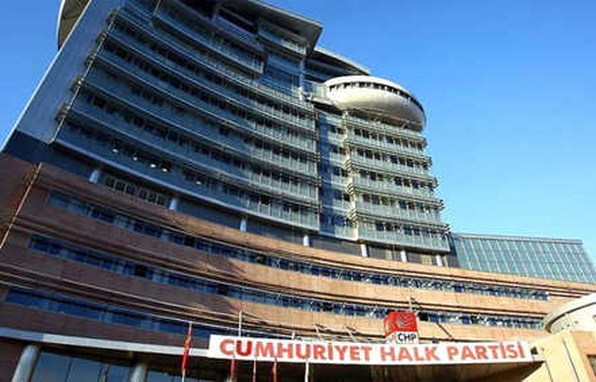 CHP\'de 77 İl Başkanı ve Bin Delege Belirlendi