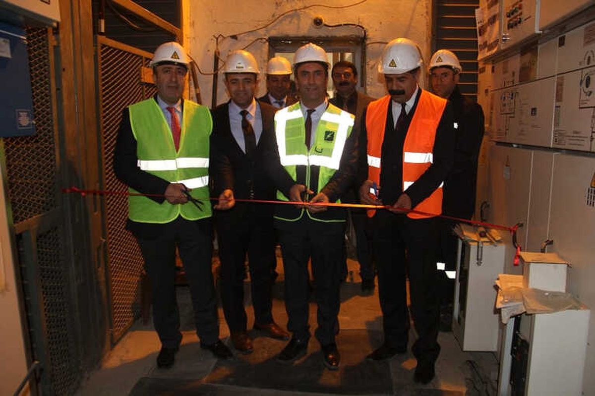 Derecik Beldesine Yeni Elektrik Hattı