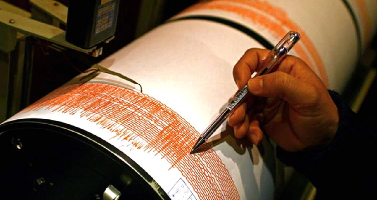 Karayipler Denizi\'nde 7,6 Şiddetinde Deprem! Tsunami Uyarısı Yapıldı