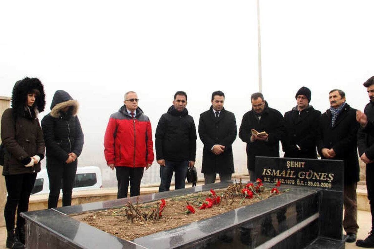 Meslektaşları İsmail Güneş\'i Unutmadı