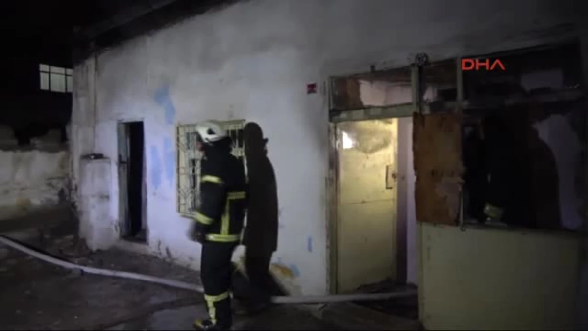 Sivas- Metruk Binada Çıkan Yangın Korkuttu
