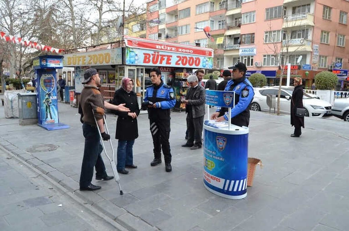 Toplum Destekli Polisler, Telefon Dolandırıcılığı Konusunda Uyardı
