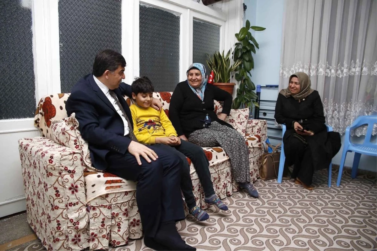 Başkan Fadıloğlu\'ndan Çat Kapı Aile Ziyaretleri