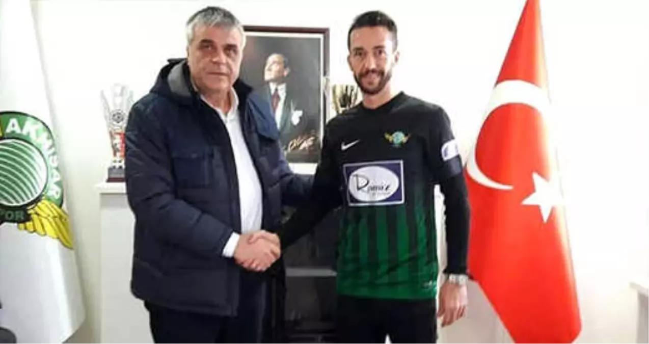 Bilal Kısa Akhisarspor\'a Geri Döndü