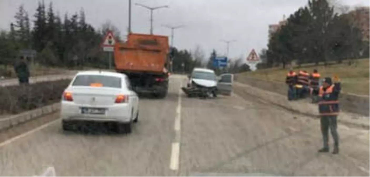 Eskişehir\'de Trafik Kazası; 1 Yaralı