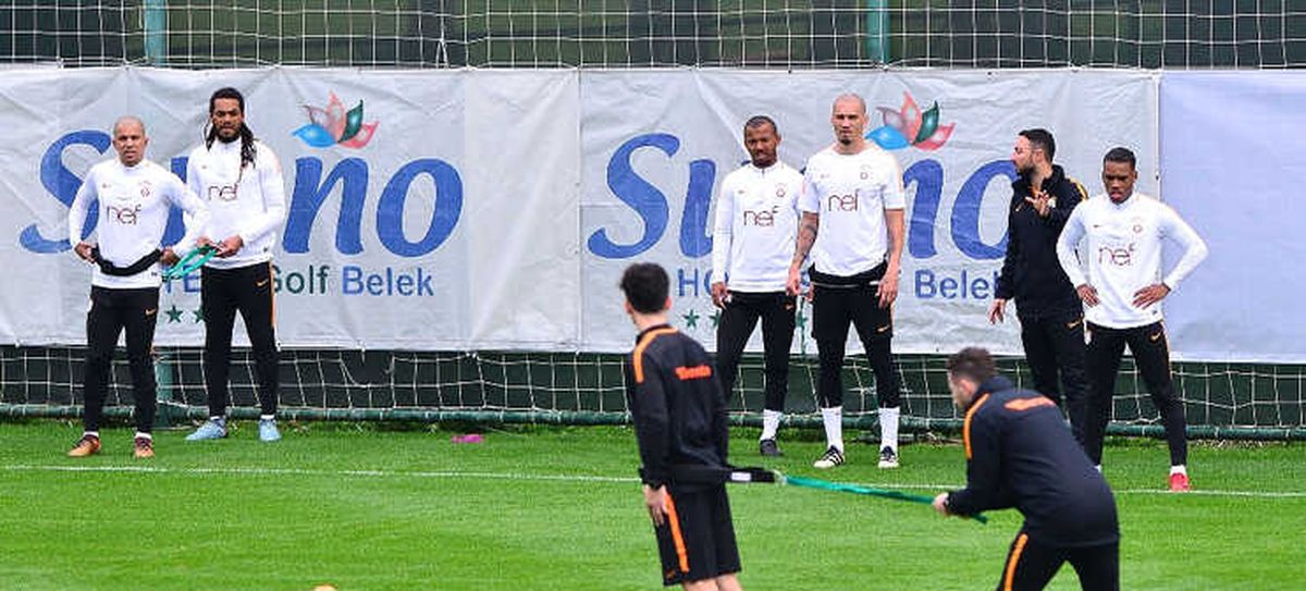 Galatasaray Çalışmalarına Devam Ediyor
