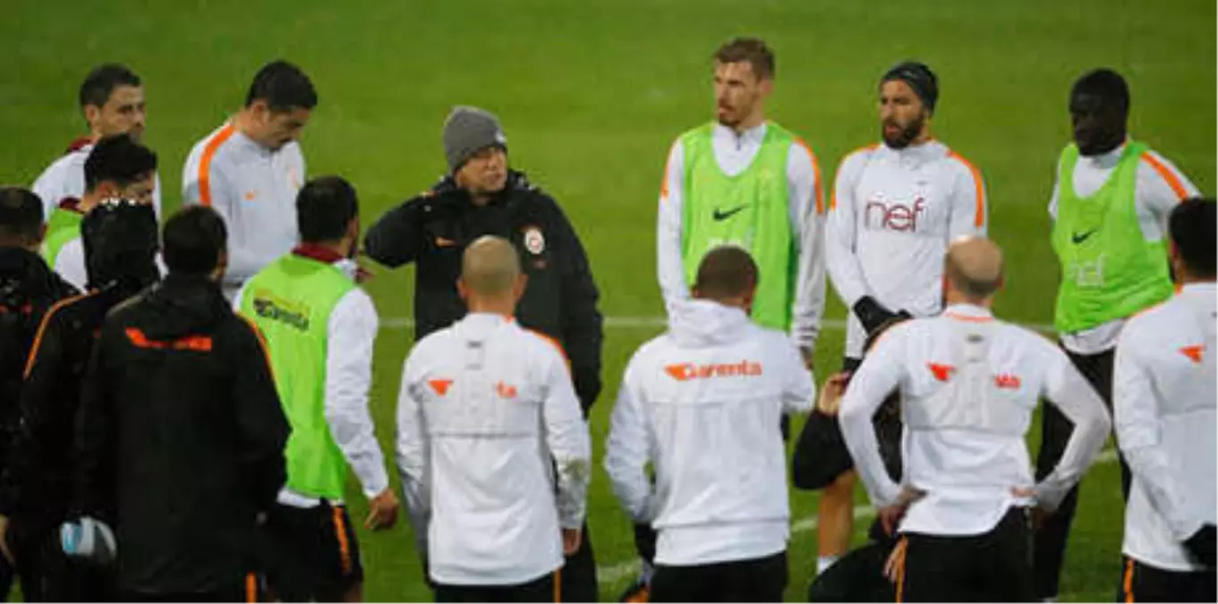 Galatasaray\'da Hazırlıklar Sürüyor