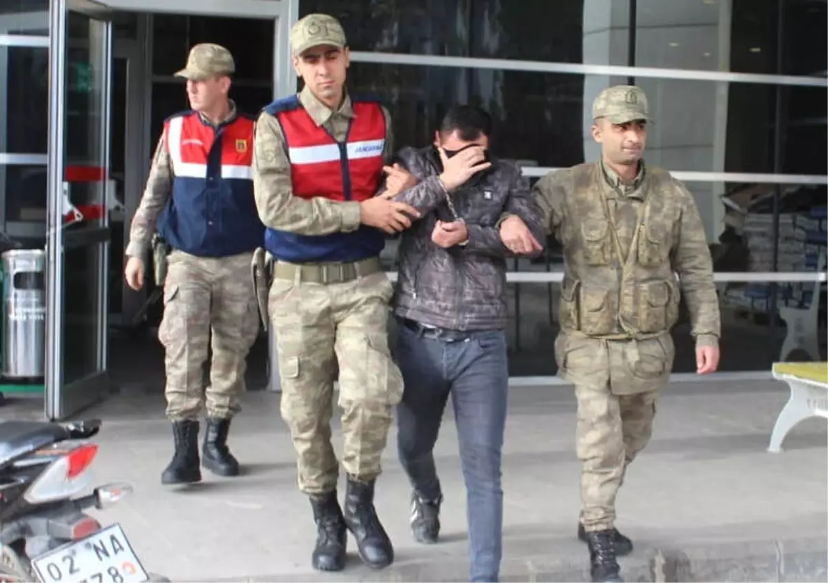 İnternet Kafelerde Uyuşturucu Sattığı İddia Edilen Şahıs Yakalandı