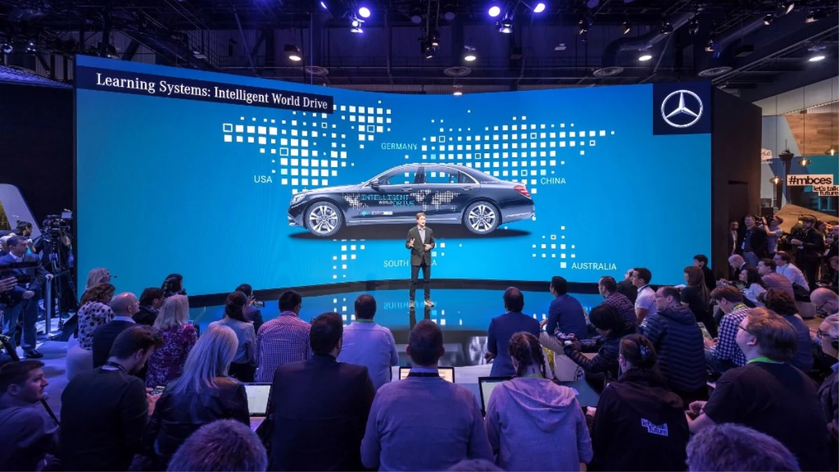 Mercedes-Benz, Yeni Multimedya Sistemi "Mbux"İ Tanıttı