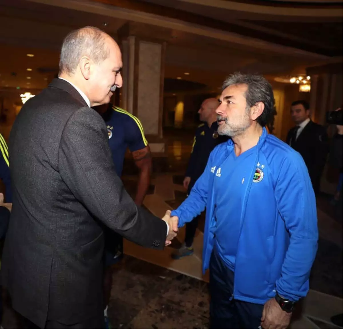 Numan Kurtulmuş\'dan Fenerbahçe\'ye Ziyaret