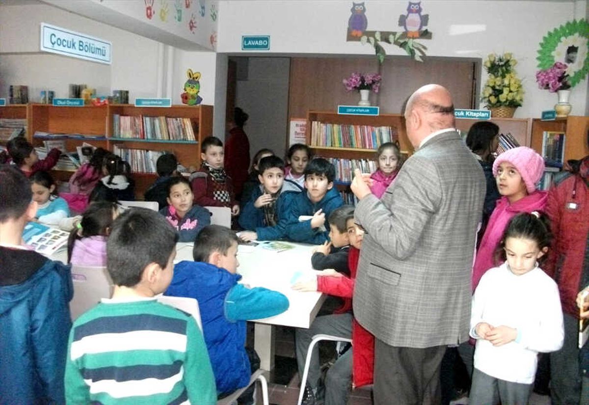 Öğrencilerin Kütüphane Ziyareti