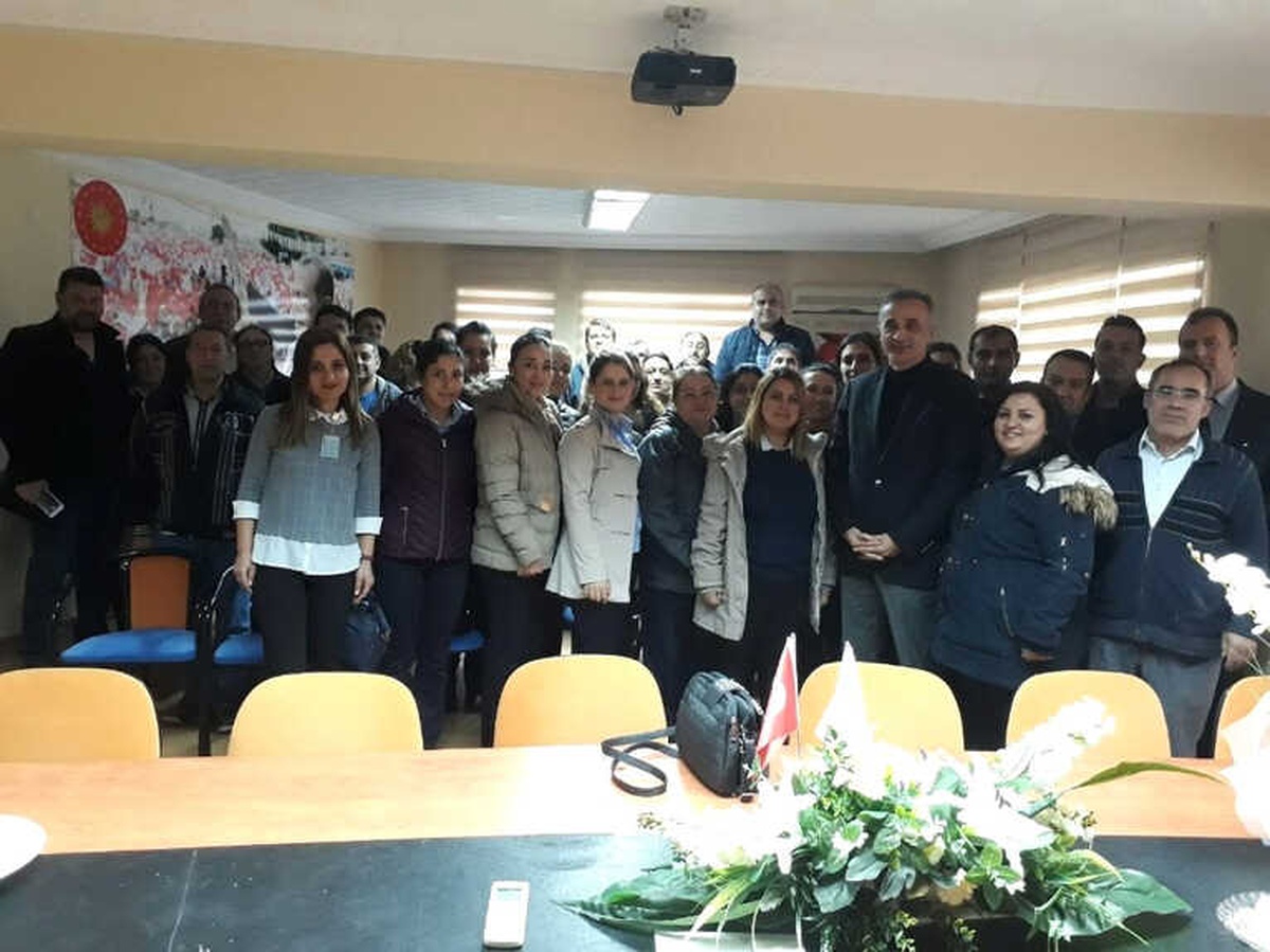 Personelden AK Parti\'ye Teşekkür Ziyareti