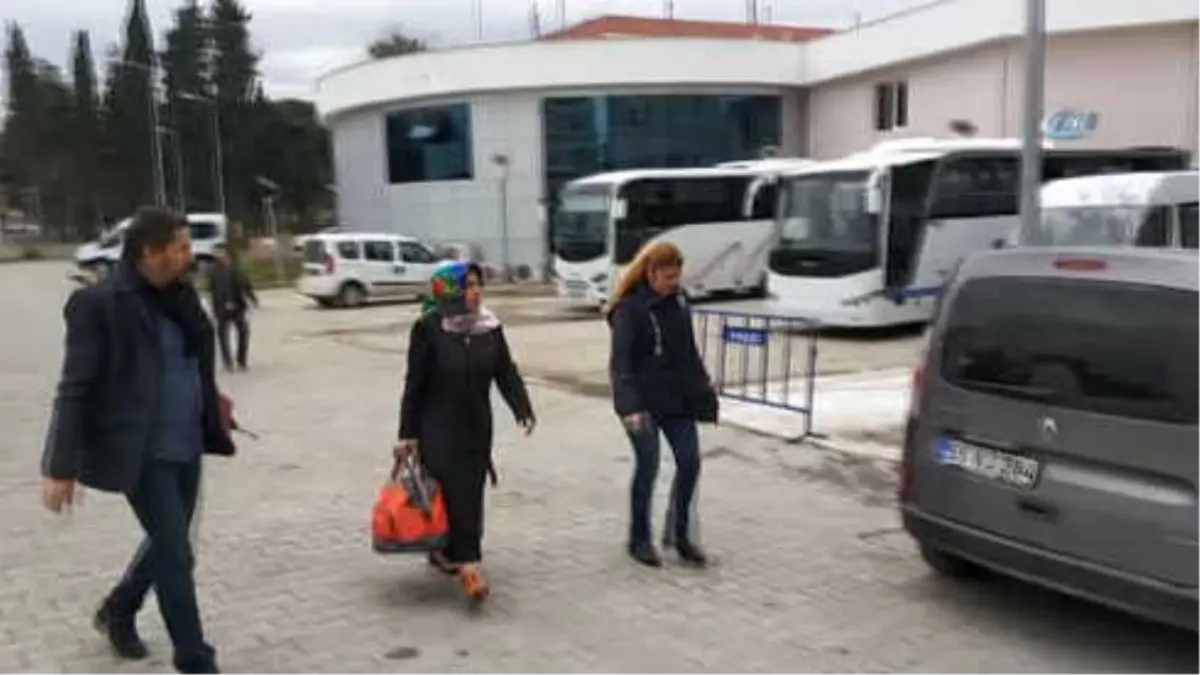 Samsun\'da 25 Öğretmen Fetö\'den Gözaltına Alındı