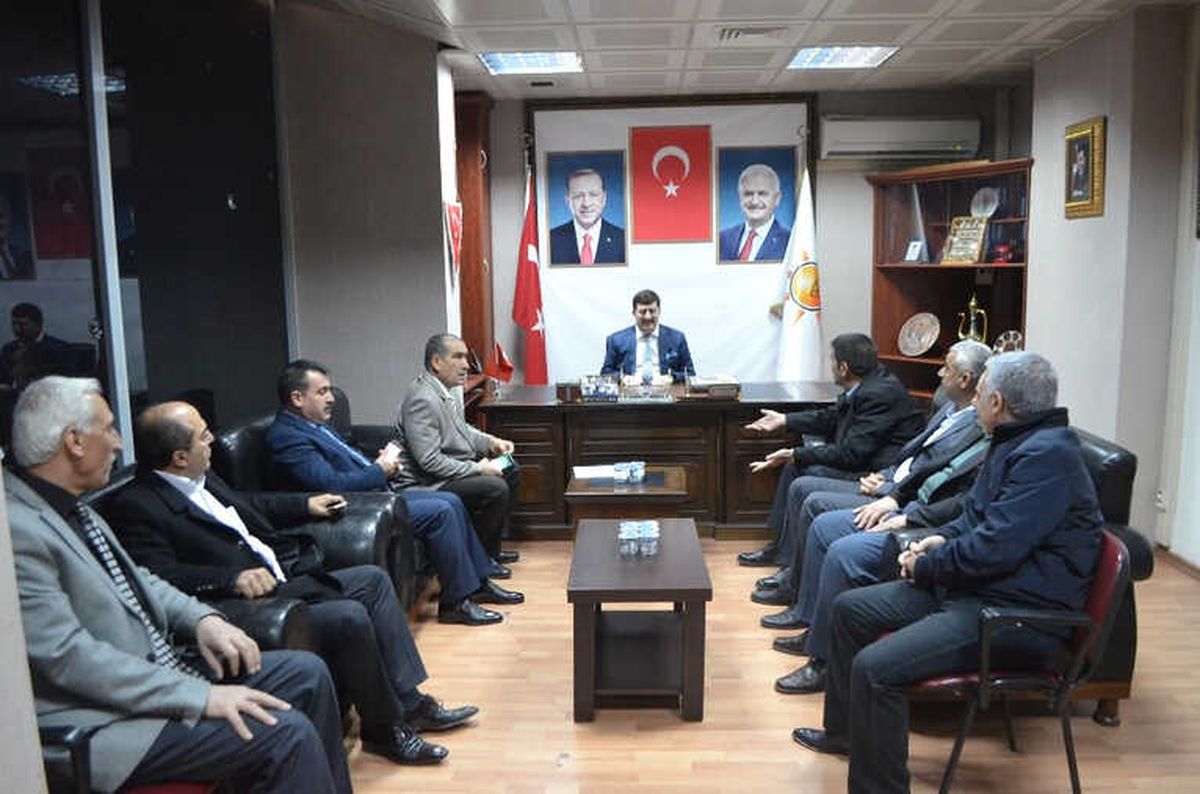 Akar: "Sendikalar Demokrasinin Temel Taşıdır"